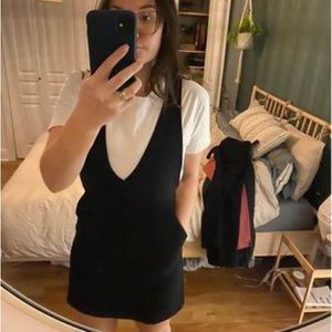 Black little dress -V back and V front